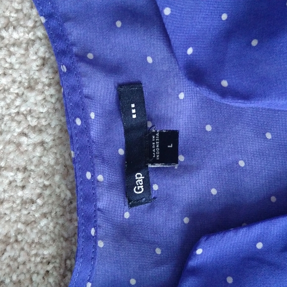 Gap purple polka dotted blouse size Large - Picture 9 of 10